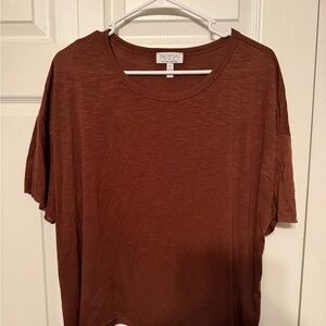 sofia by sofia vergara Rust Brown Short Sleeve Crewneck Top